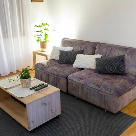 Apartment As 1 Vrsac