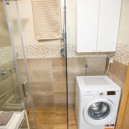As 1 Apartment *