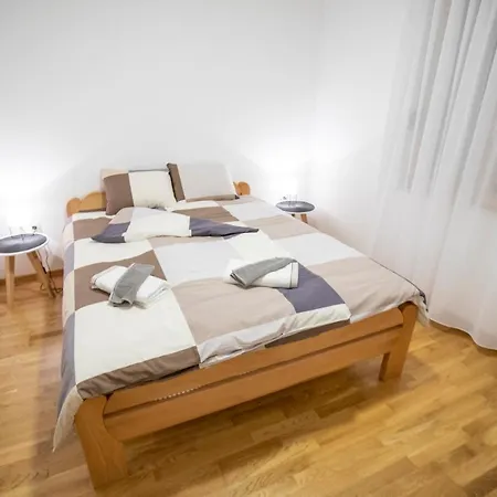 Apartment As 1